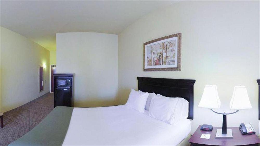Holiday Inn Express Hotel And Suites Shreveport South Park Plaza By Ihg Exterior photo